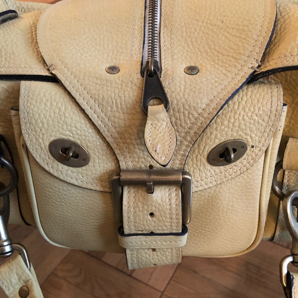 Mulberry Emmy Leather Shoulder Bag - Picture 4 of 9